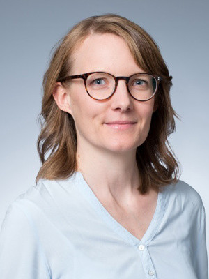 Portrait photo: Prof. Julia Esser-von Bieren